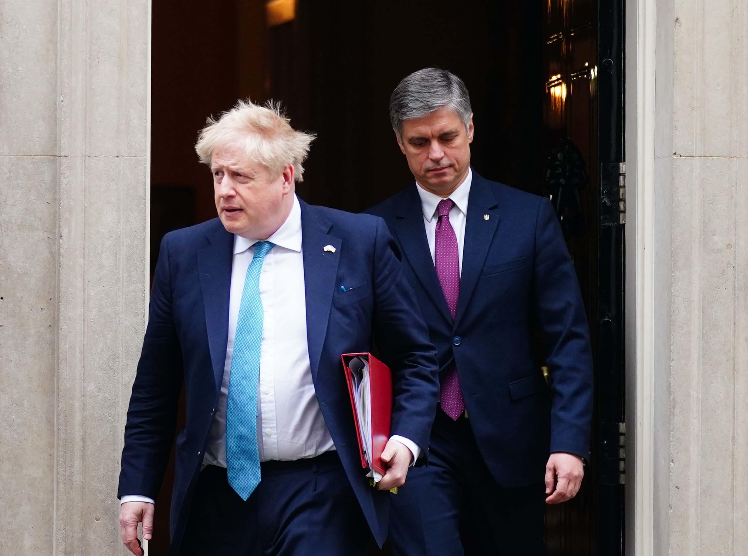 Johnson dice que «el mundo está mirando» mientras revela un plan de seis puntos para enfrentarse a Putin Johnson dice que «el mundo está mirando» mientras revela un plan de seis puntos para enfrentarse a Putin